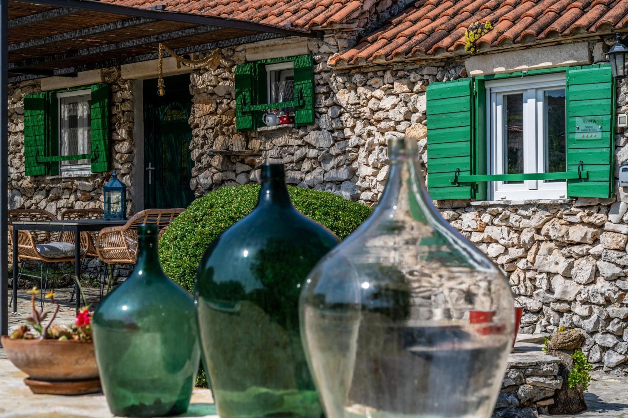 Kalpic Suites & Villa Lozovac Exterior photo